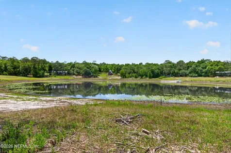 251 Swan Lake Drive Melrose FL 32666