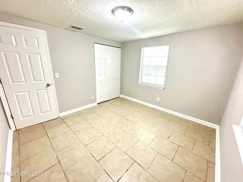 9071 3rd Avenue Jacksonville FL 32208