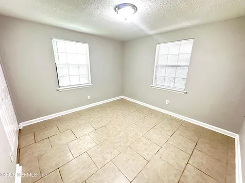 9071 3rd Avenue Jacksonville FL 32208