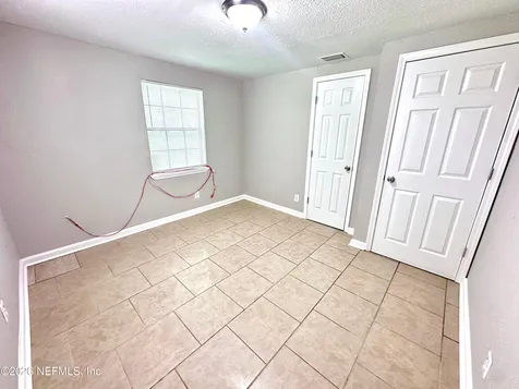 9071 3rd Avenue Jacksonville FL 32208