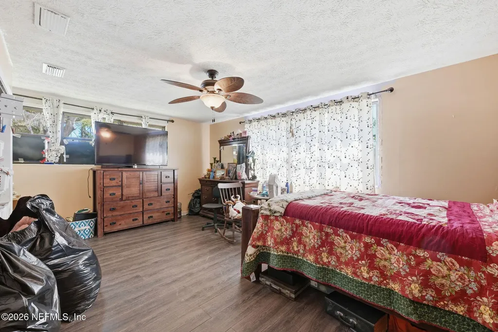 118 Parkin Road Pomona Park FL 32181