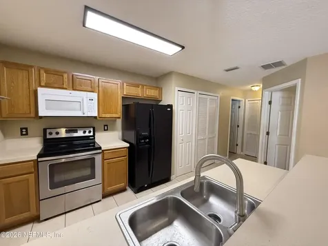 6105 Maggies Circle Jacksonville FL 32244