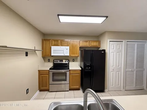 6105 Maggies Circle Jacksonville FL 32244