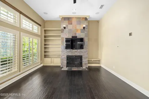 8240 Wallingford Hills Lane Jacksonville FL 32256