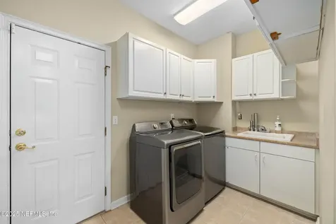 8240 Wallingford Hills Lane Jacksonville FL 32256
