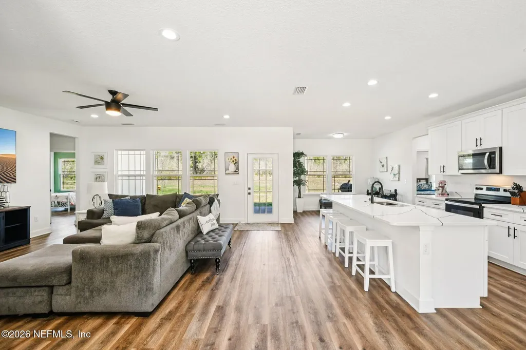 5012 Laurel Street Middleburg FL 32068