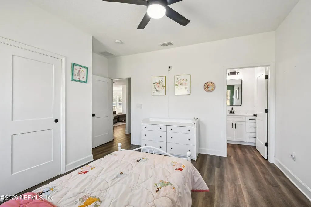 5012 Laurel Street Middleburg FL 32068