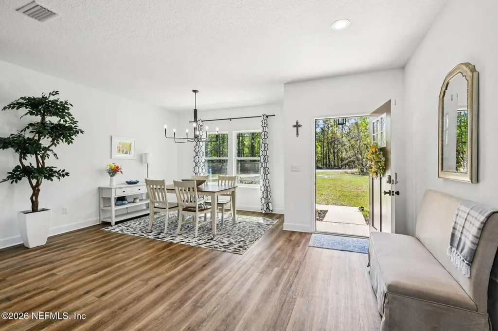 5012 Laurel Street Middleburg FL 32068