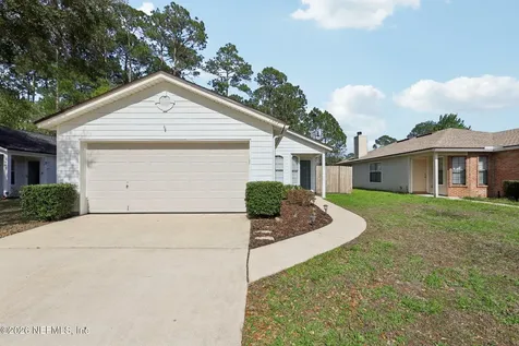 1907 Hunters Trace Circle Middleburg FL 32068