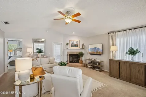 1907 Hunters Trace Circle Middleburg FL 32068