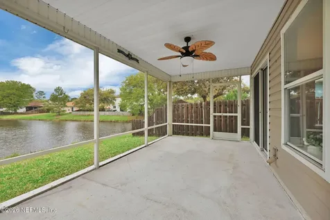 947 Morning Light Road Jacksonville FL 32218