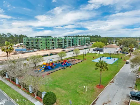 947 Morning Light Road Jacksonville FL 32218