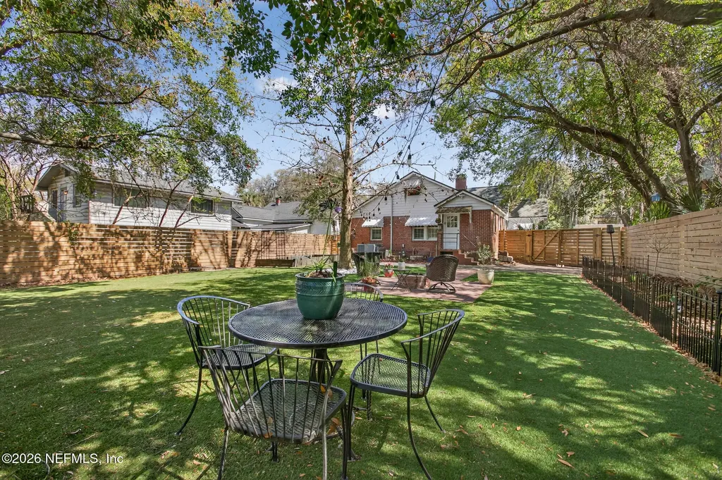1528 Belmonte Avenue Jacksonville FL 32207