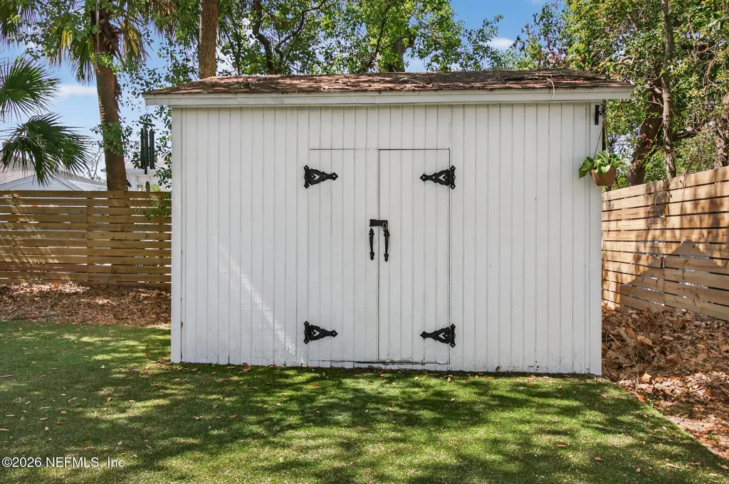 1528 Belmonte Avenue Jacksonville FL 32207
