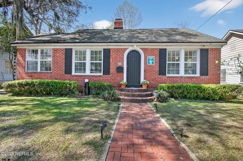 1528 Belmonte Avenue Jacksonville FL 32207