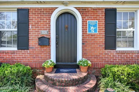 1528 Belmonte Avenue Jacksonville FL 32207