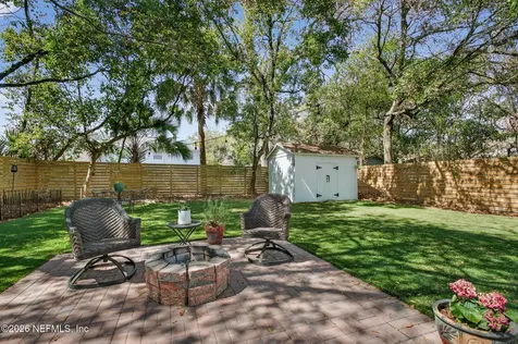 1528 Belmonte Avenue Jacksonville FL 32207