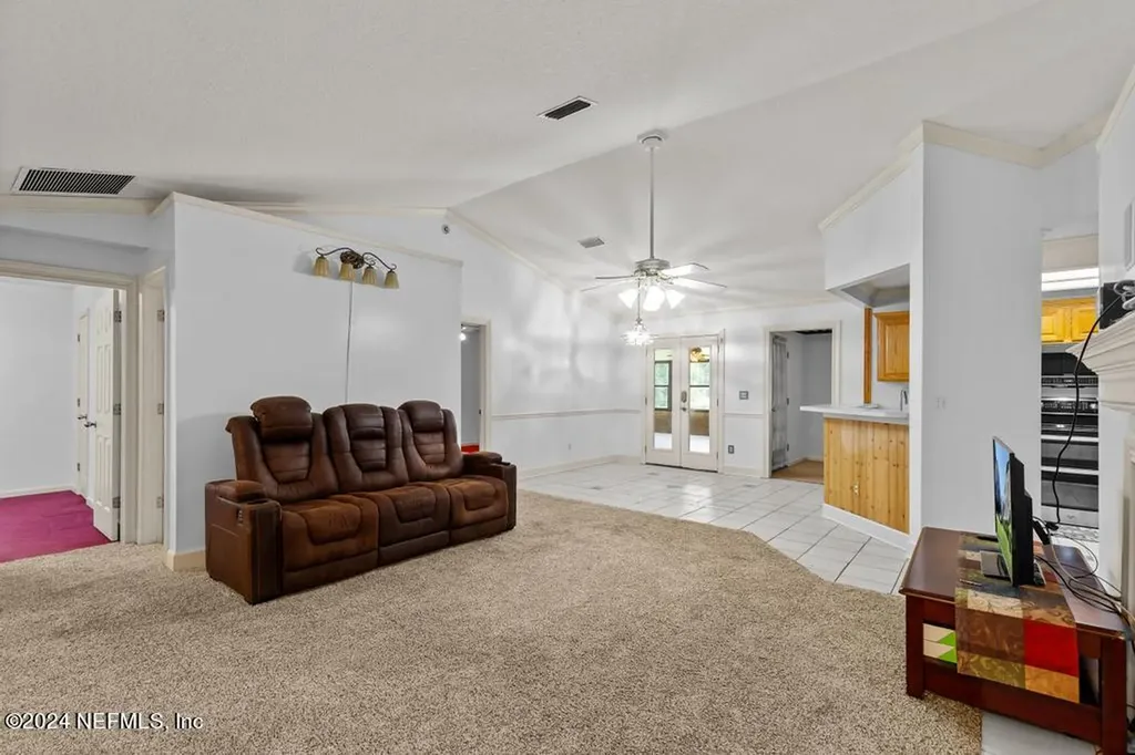 1242 King James Place Jacksonville FL 32218