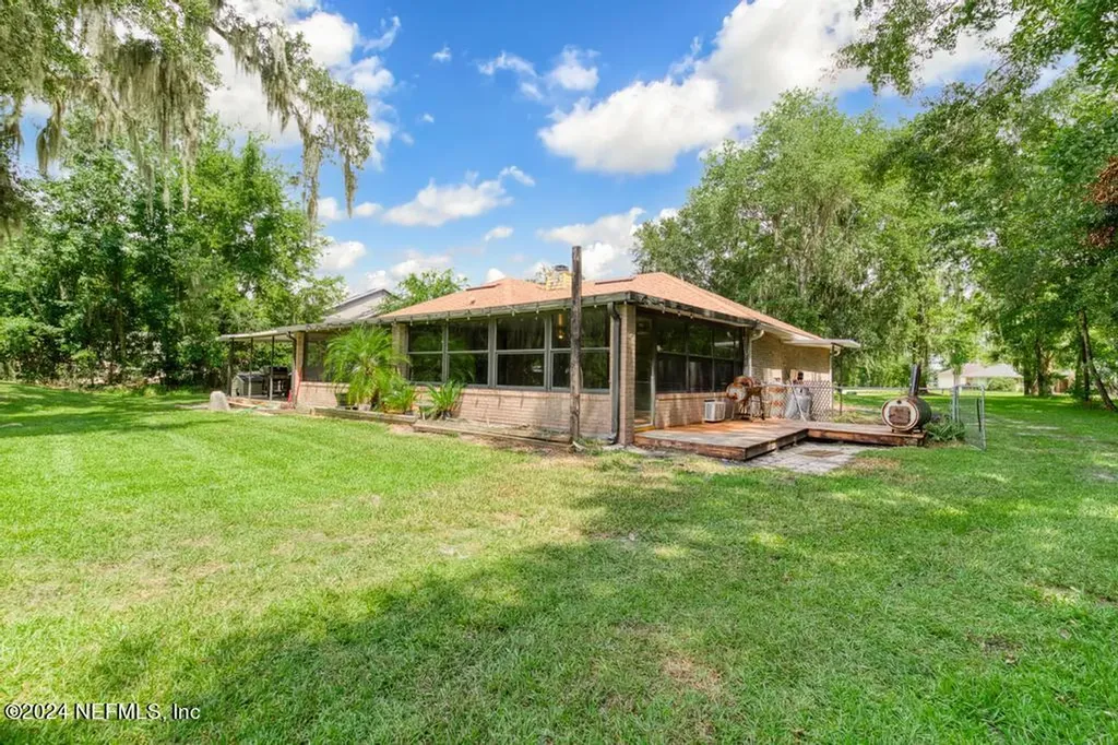 1242 King James Place Jacksonville FL 32218
