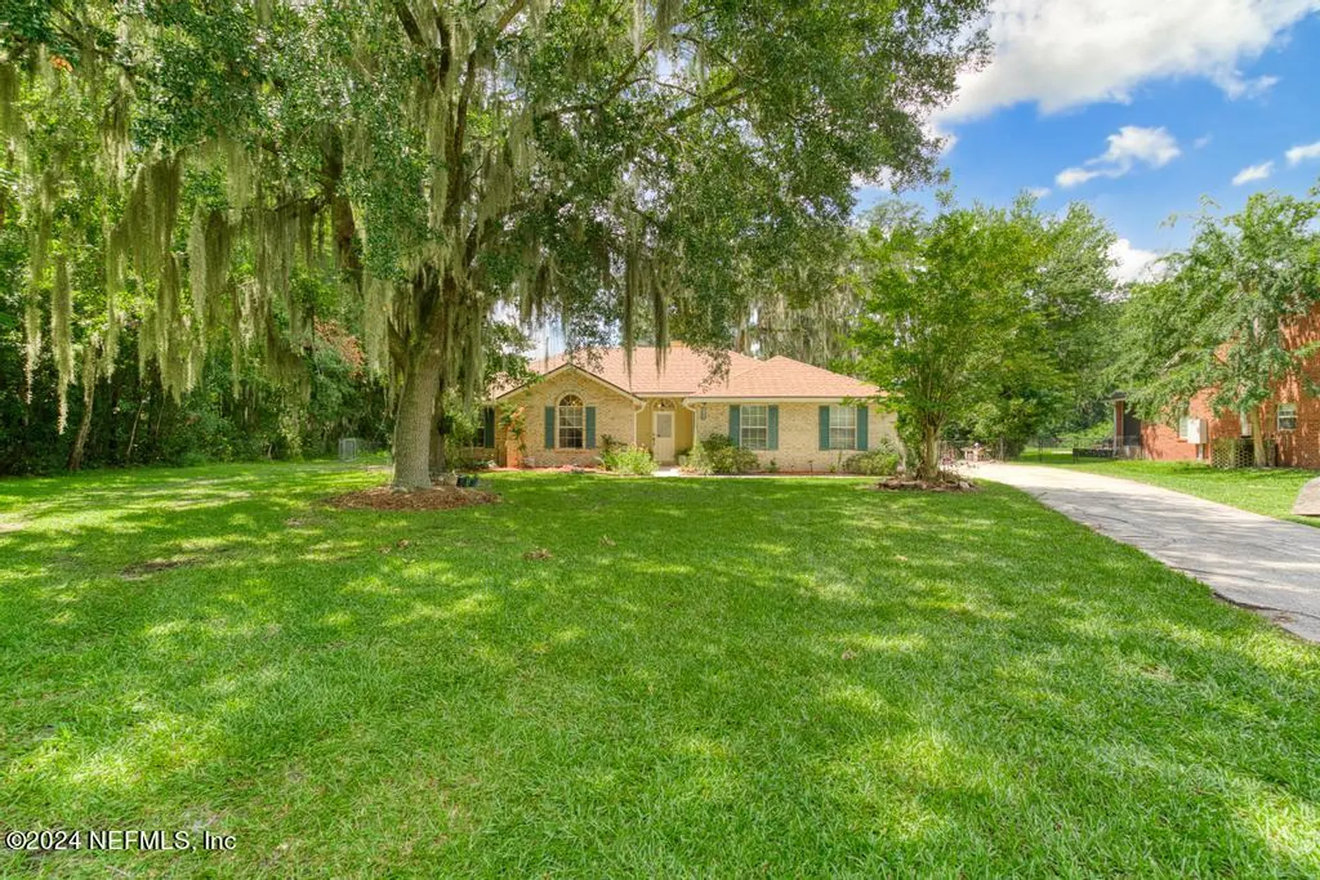 1242 King James Place Jacksonville FL 32218