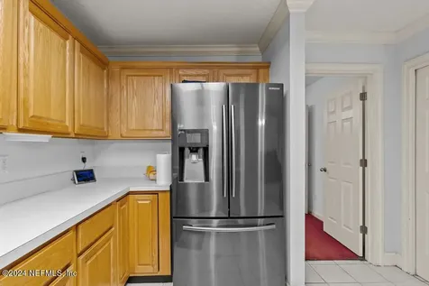 1242 King James Place Jacksonville FL 32218