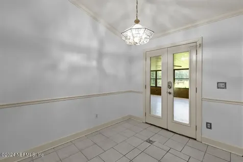1242 King James Place Jacksonville FL 32218