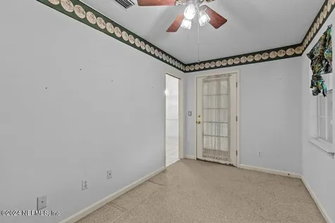 1242 King James Place Jacksonville FL 32218