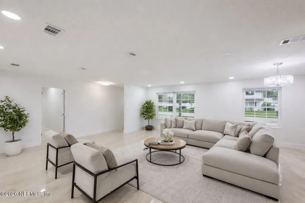8833 Coventry Court Jacksonville FL 32257