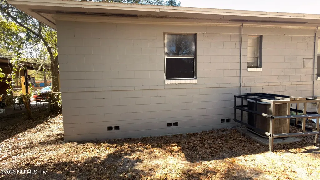 10335 Haverford Road Jacksonville FL 32218