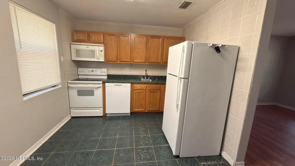 10335 Haverford Road Jacksonville FL 32218