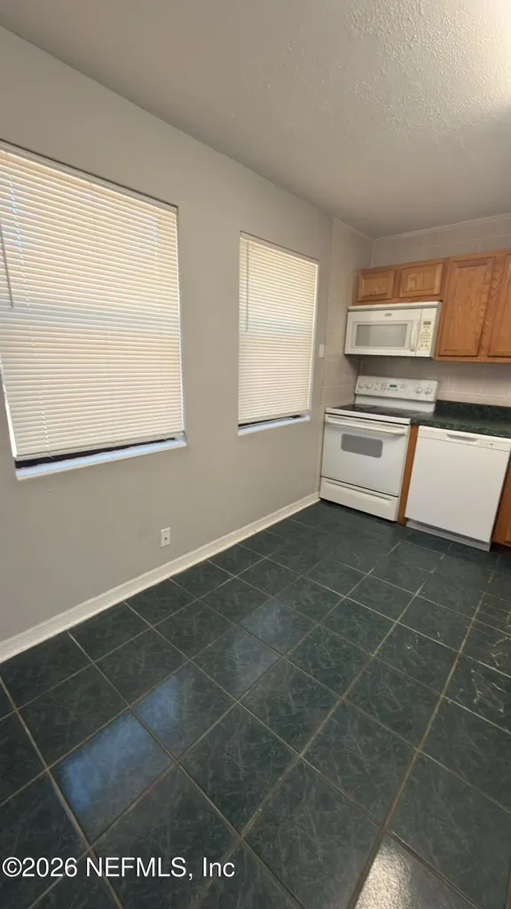 10335 Haverford Road Jacksonville FL 32218