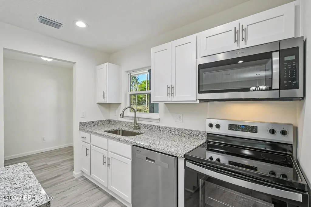 2265 S Mimosa Avenue Middleburg FL 32068