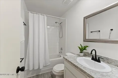 8140 Sutton Place Jacksonville FL 32217