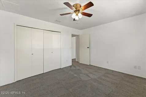 8140 Sutton Place Jacksonville FL 32217