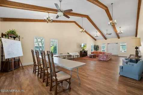 8140 Sutton Place Jacksonville FL 32217
