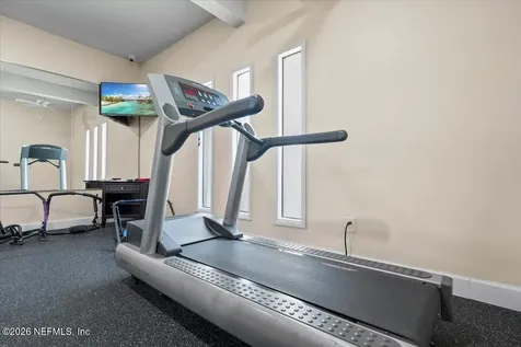 8140 Sutton Place Jacksonville FL 32217