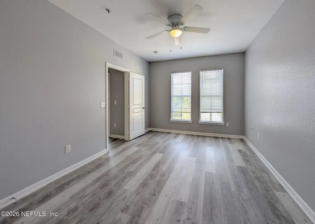 8290 Gate Parkway W Jacksonville FL 32216