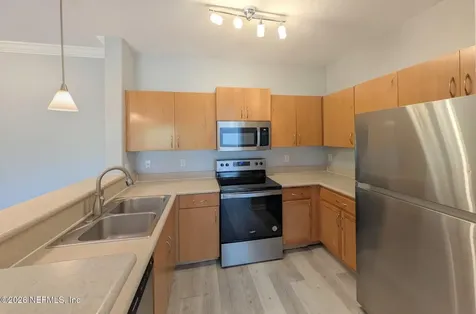8290 Gate Parkway W Jacksonville FL 32216
