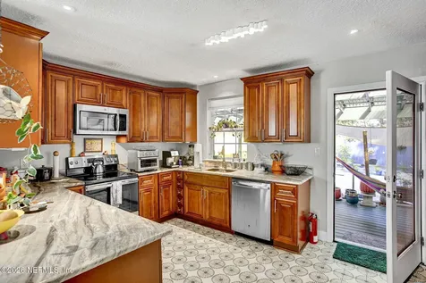 1327 Macarthur Street Jacksonville FL 32205