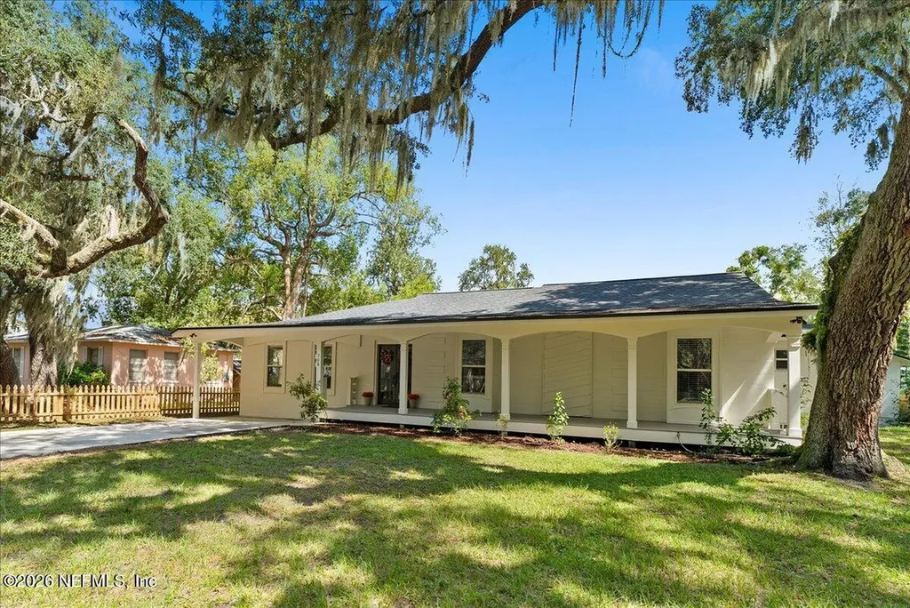 708 Myrtle Avenue Green Cove Springs FL 32043