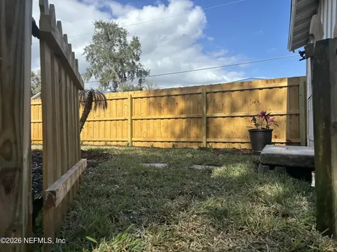 708 Myrtle Avenue Green Cove Springs FL 32043