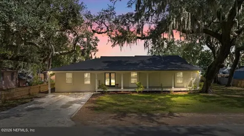 708 Myrtle Avenue Green Cove Springs FL 32043