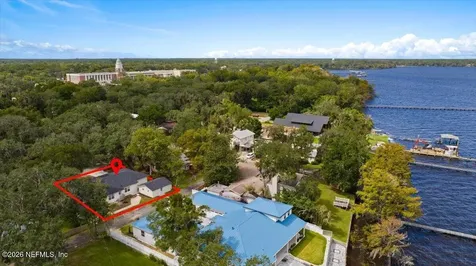 708 Myrtle Avenue Green Cove Springs FL 32043