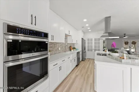 708 Myrtle Avenue Green Cove Springs FL 32043