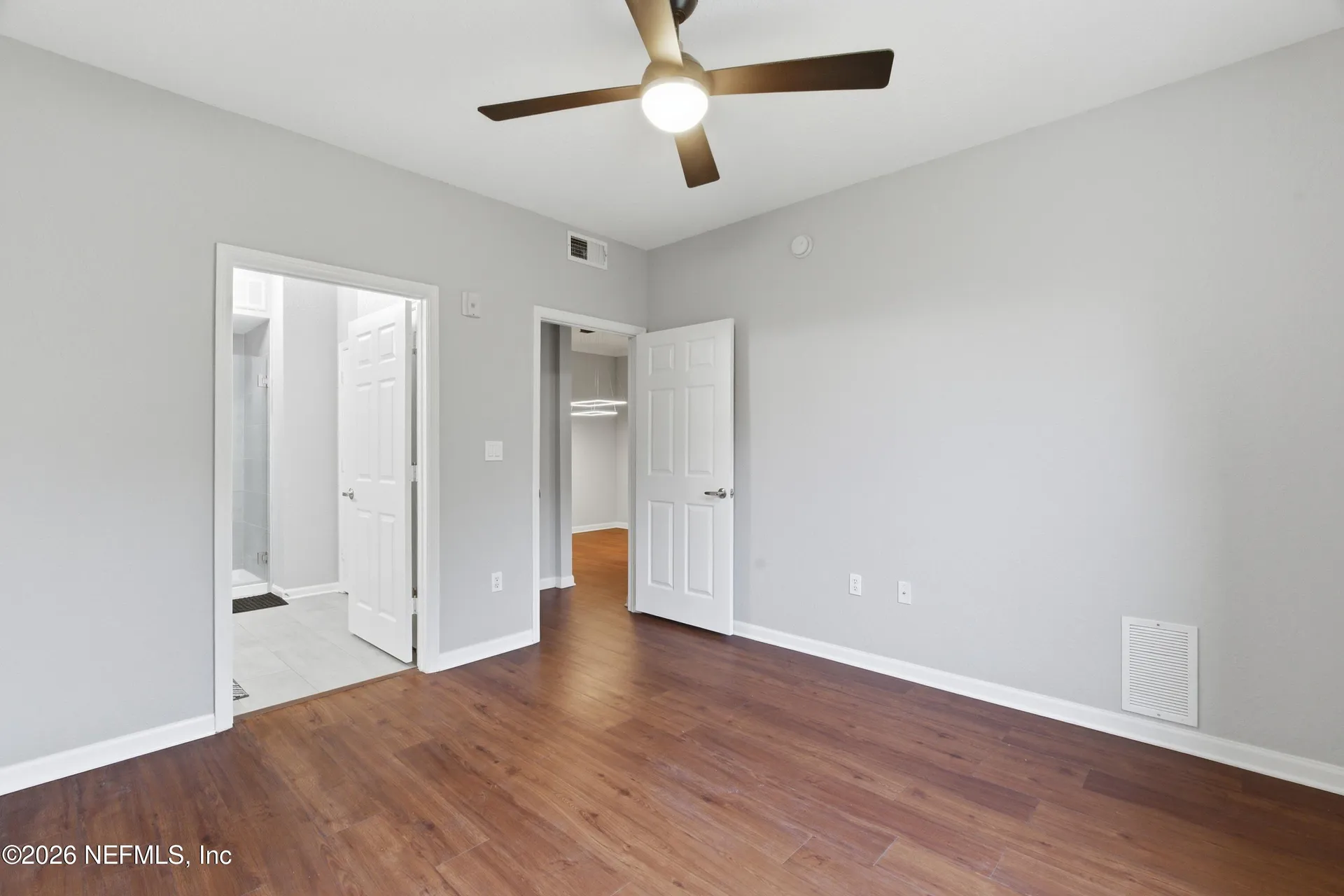 8539 Gate Parkway W Jacksonville FL 32216