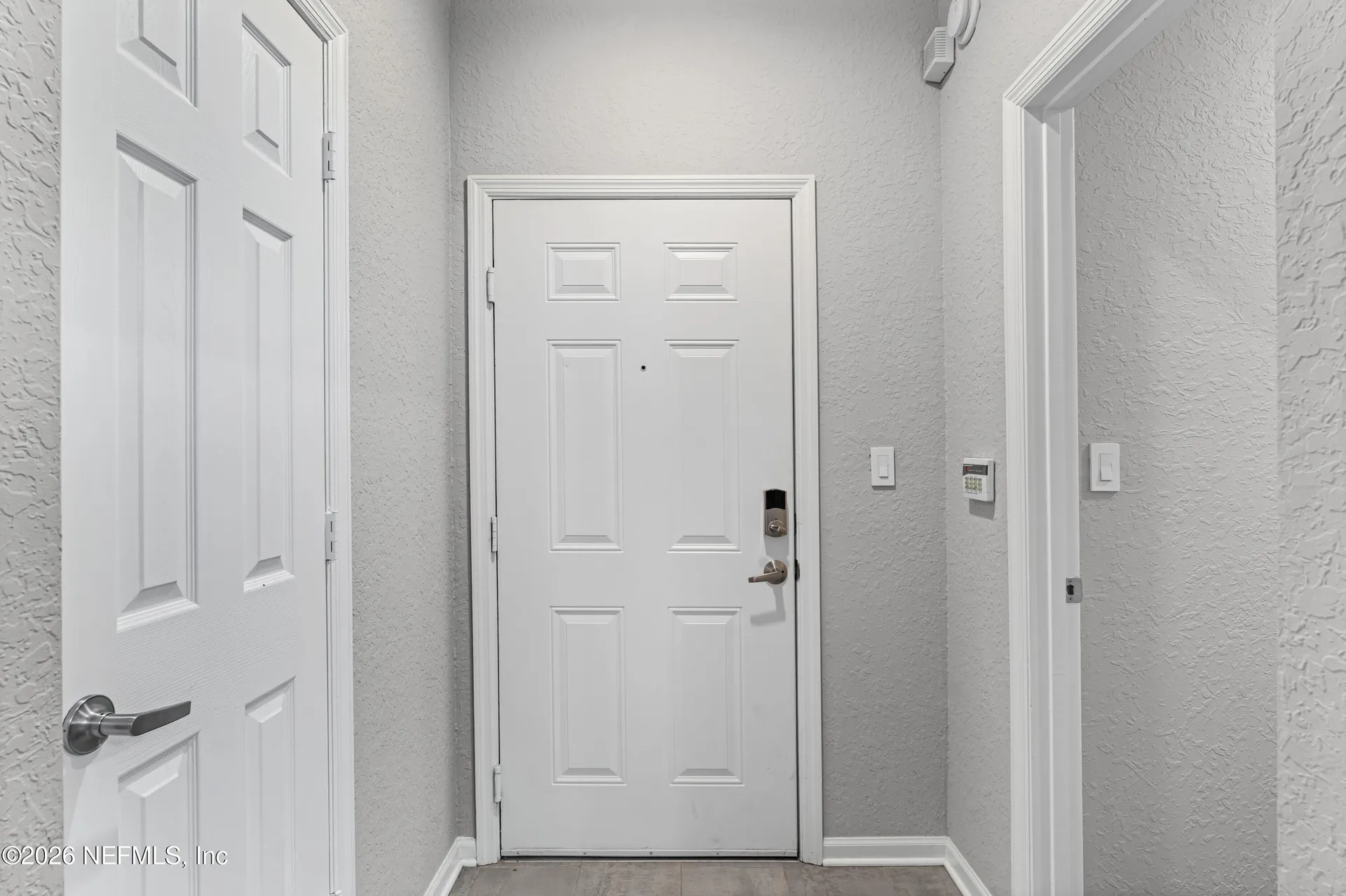 8539 Gate Parkway W Jacksonville FL 32216
