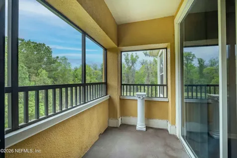 8539 Gate Parkway W Jacksonville FL 32216