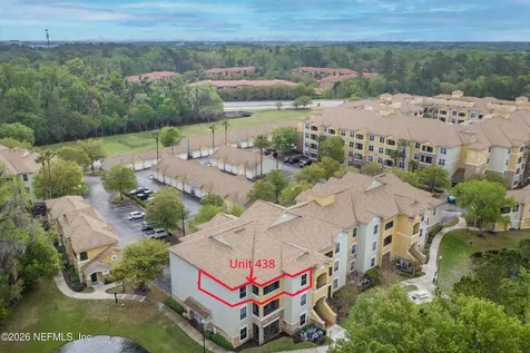 8539 Gate Parkway W Jacksonville FL 32216