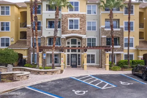 8539 Gate Parkway W Jacksonville FL 32216