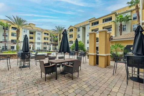 8539 Gate Parkway W Jacksonville FL 32216